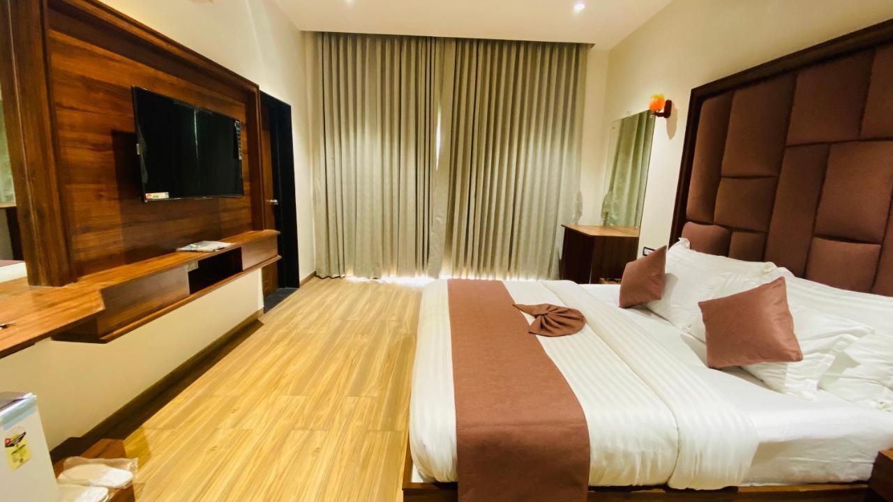 Krishna Riverside Resort Vasad Exterior foto