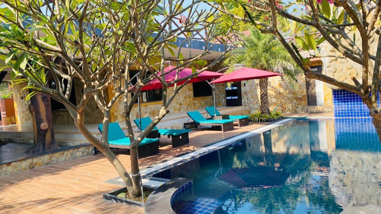 Krishna Riverside Resort Vasad Exterior foto